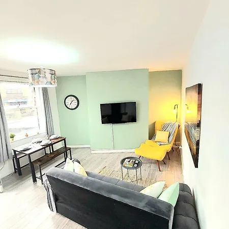 Cosy In Leeds, Free Wifi * Leeds (West Yorkshire)